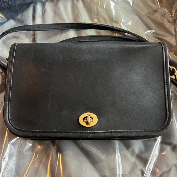 Vintage Coach 9755 Black Pocket Purse Turn lock leather bag made in 1998 - Picture 2 of 16